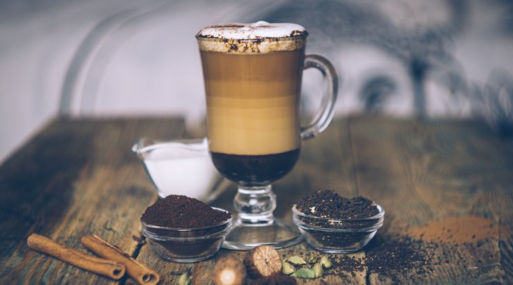 Брудний чай-лате