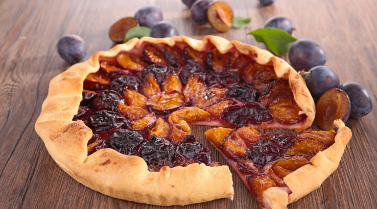 Галета со сливами