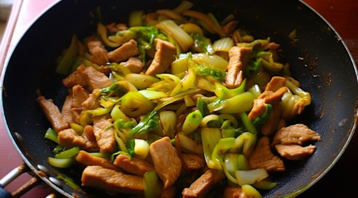 печеня зі свинини та цибулі-порею