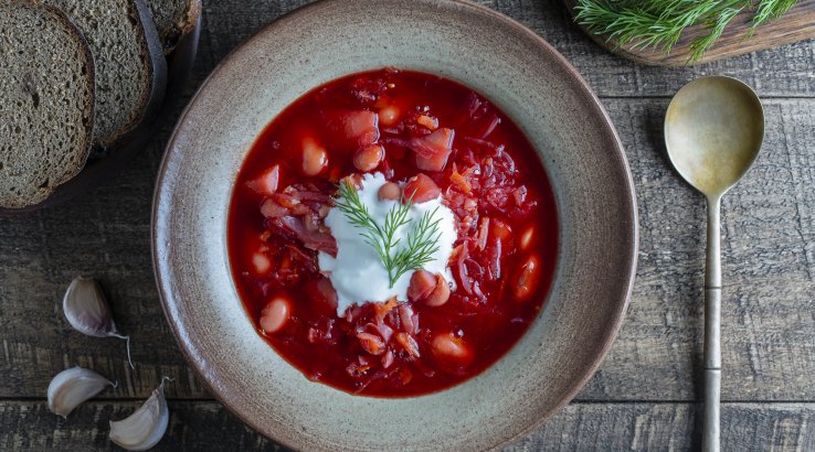 Борщ на яловичині з яблуком