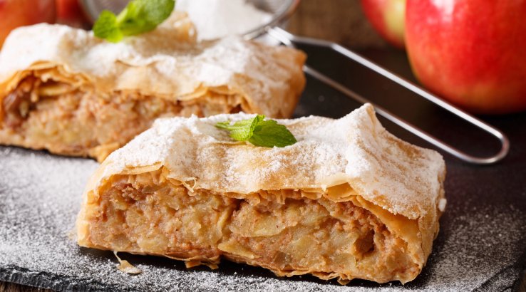 яблучний струдель з тіста філо