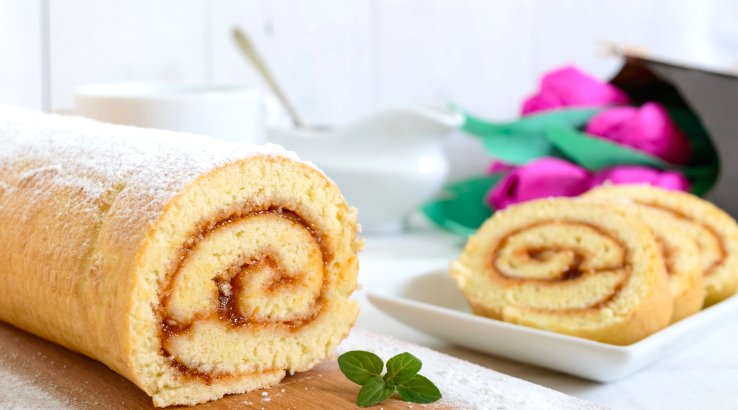 Абрикосовий рулет