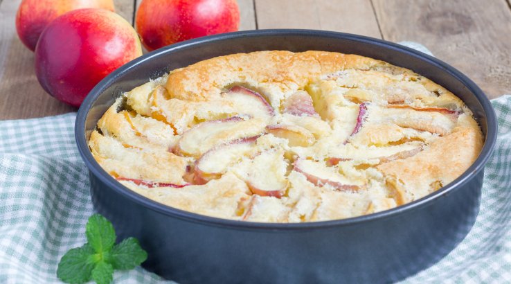 Пиріг з нектаринами