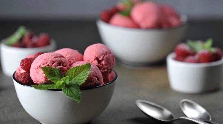 полунично-м'ятний сорбет