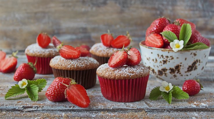 капкейки з полуницею