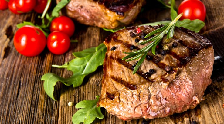 Стейк на грилі