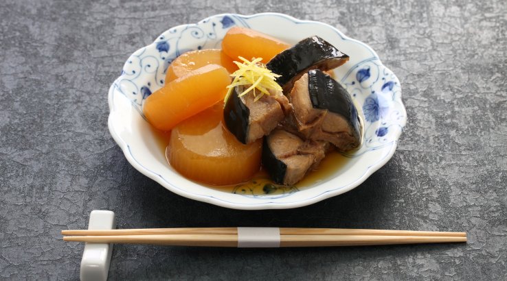 Тушкований дайкон