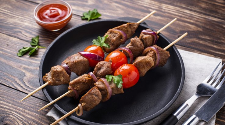 Шашлик із баранини з овочами