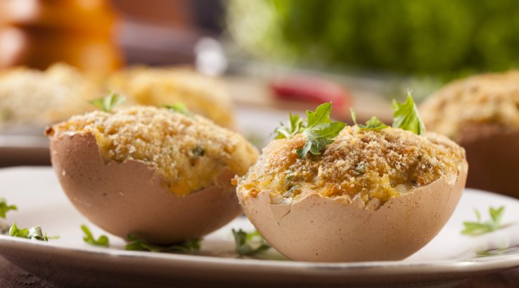 Фаршировані яйця в шкаралупі