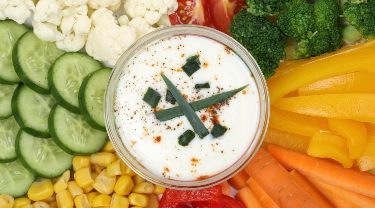 Йогуртовий соус до свіжих овочів