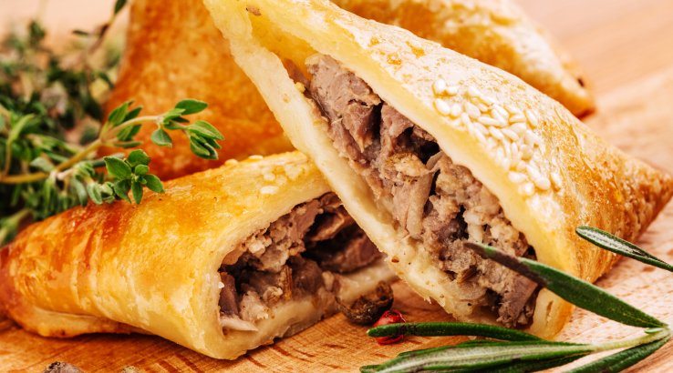 Самса з м'ясом