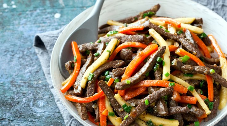 Теплий салат з яловичини