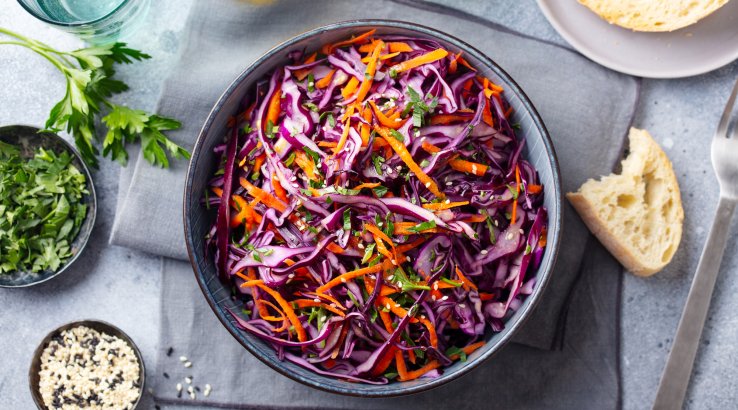 Салат з червоноголовою капустою