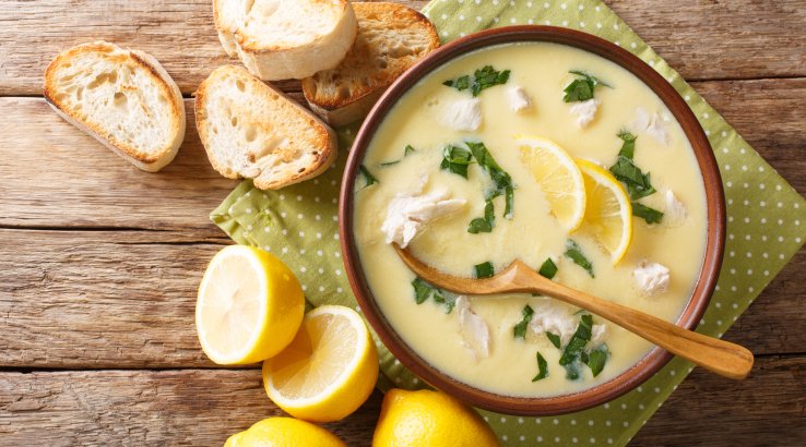 Лимонний суп з куркою