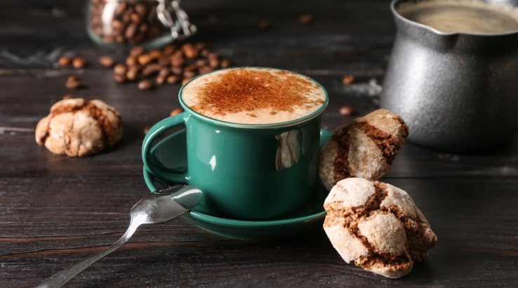 Кава з халвою