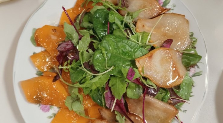 салат з гарбузом та грушею