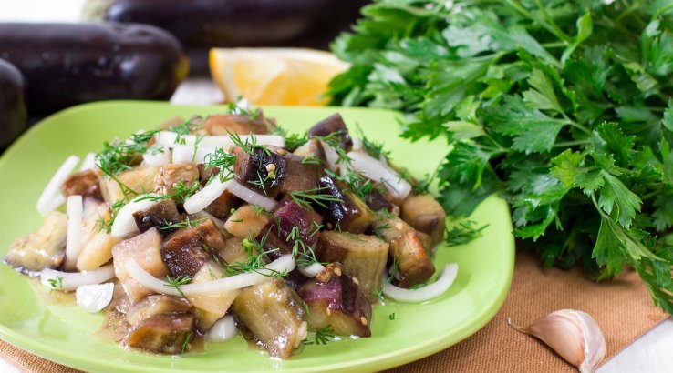 Мариновані баклажани, як гриби