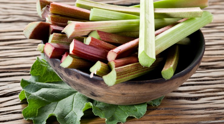 Маринований ревінь