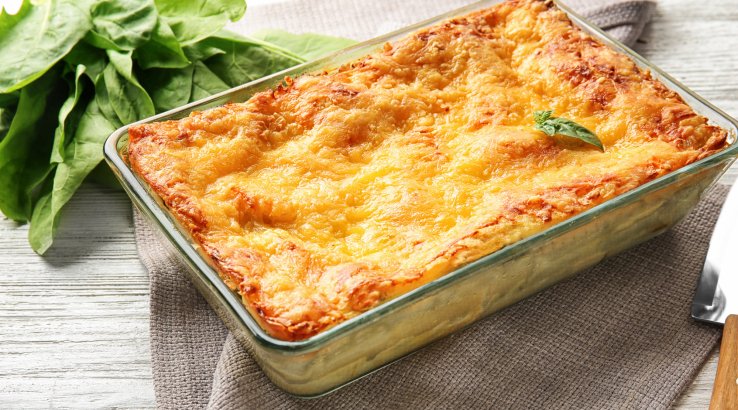 Лазанья с копченой грудинкой и капустой