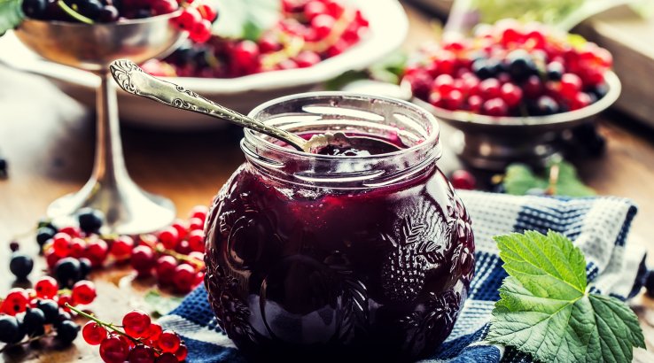 Варення зі смородиною і малиною