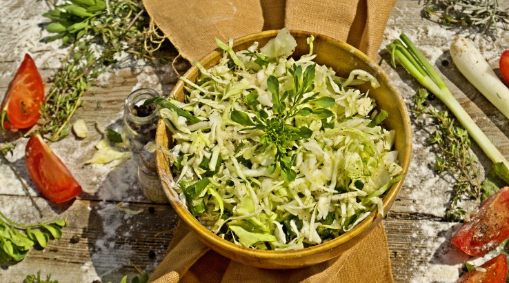 Салат з кропиви