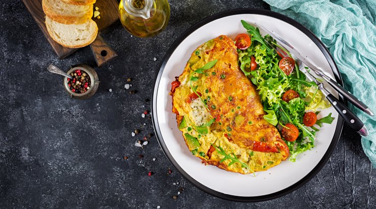 Фритата з салатом