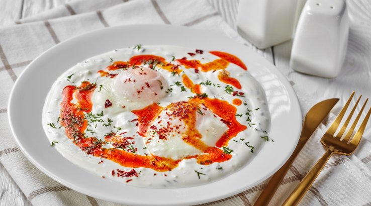 яйця чилбир