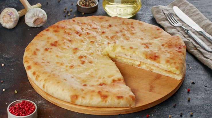 Осетинський пиріг із сиром