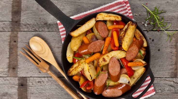 Картопля з ковбасками