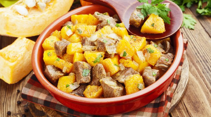 Рагу з яловичиною, гарбузом і овочами