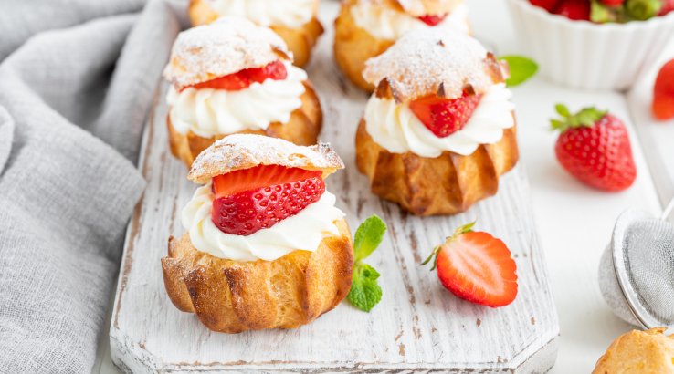 Профітролі з морозивом