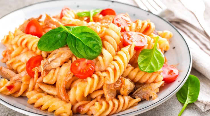 Паста з куркою