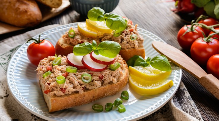 Намазка з консервованого тунця