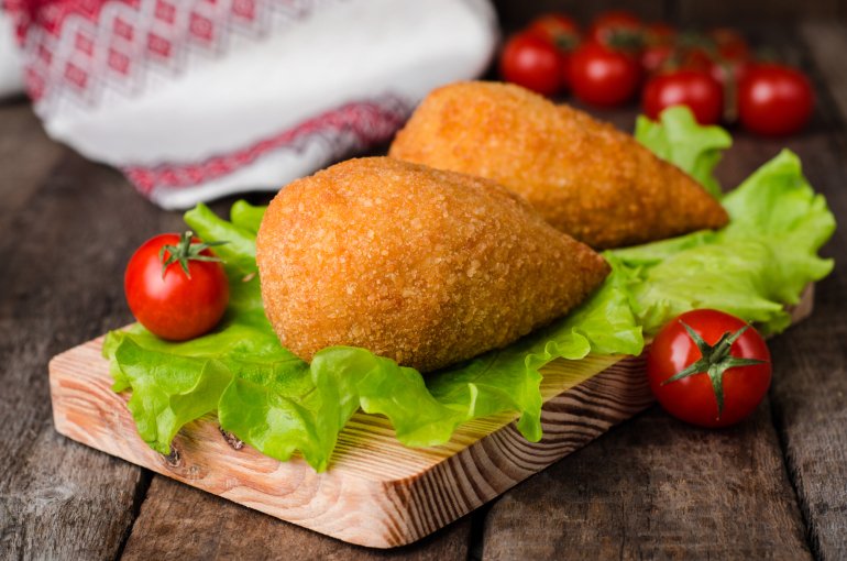 Котлета по-київськи