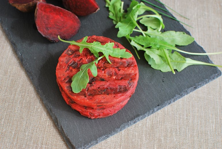 Бурякові панкейки