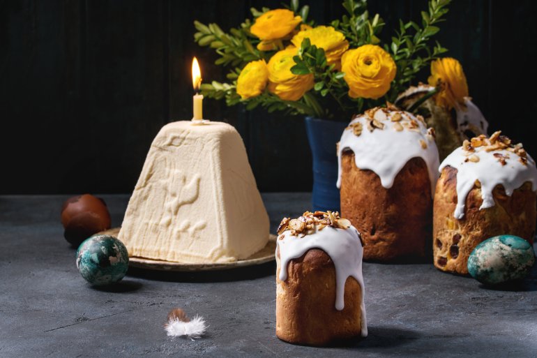 Сирна паска у&nbsp;духовці