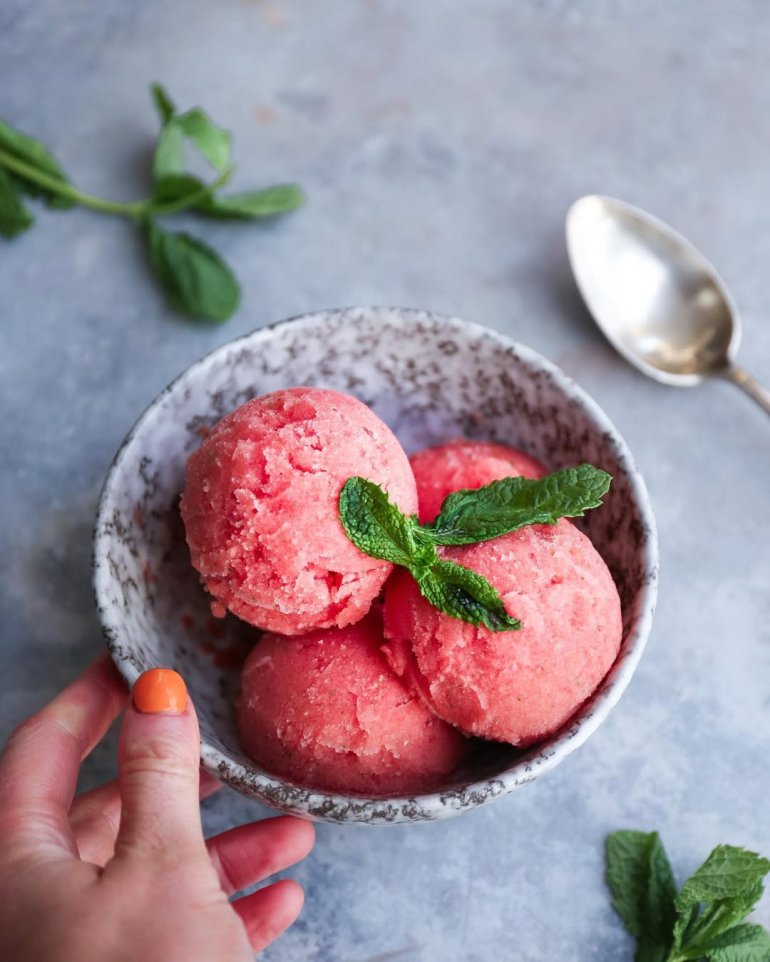 Сорбет з&nbsp;кавуна. Джерело: instagram.com/naturalbornfeeder