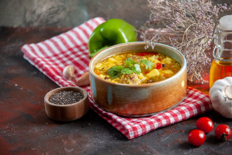 Додавайте в&nbsp;мінестроне більше овочів