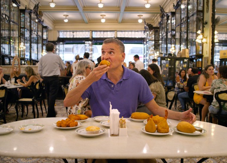 Кадз з шоу "Хто-небудь, нагодуйте Філа!"