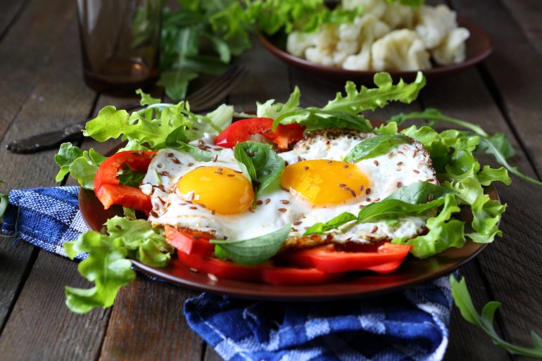 Яєчня з&nbsp;овочами