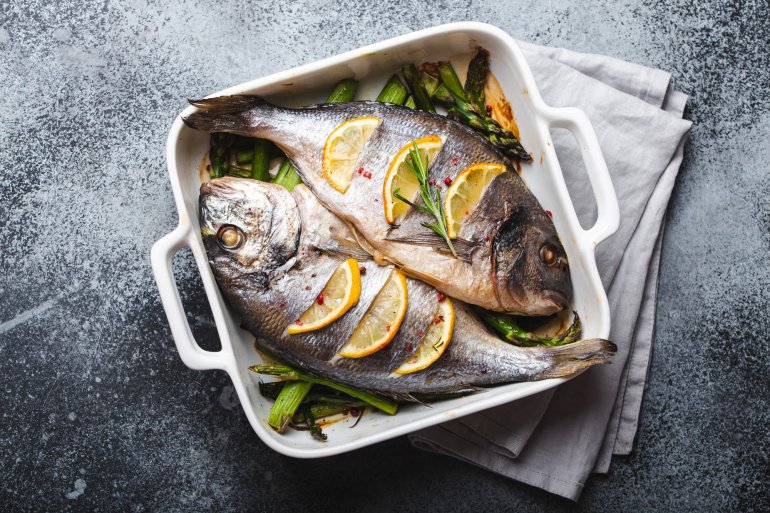 Риба є&nbsp;джерелом білка та&nbsp;омега-3 жирних кислот