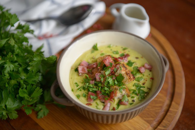 Суп із&nbsp;зеленого горошку