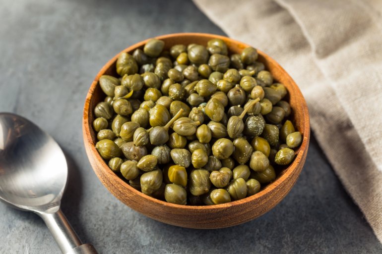 Бутони каперсів