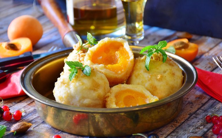 Абрикосові кнедлики