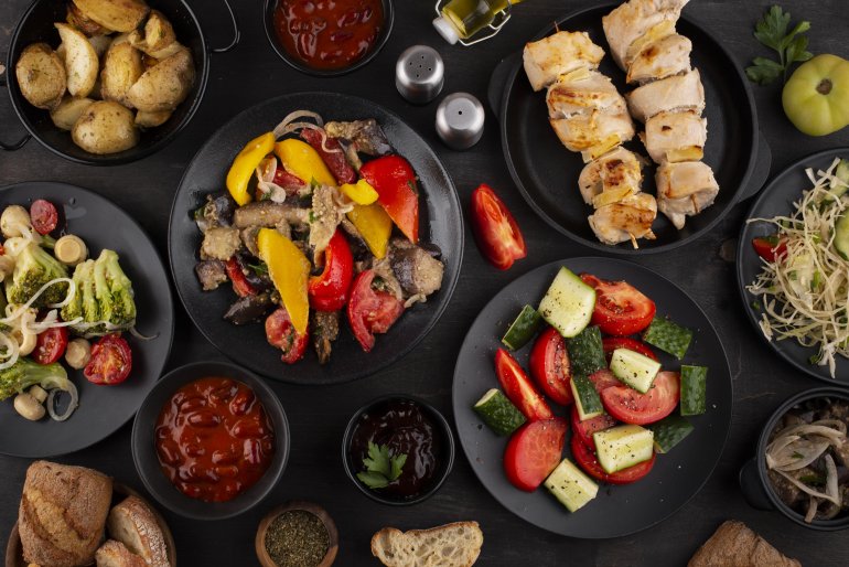 Людям, які працюють вночі, варто балансувати раціон