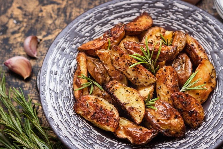 Запечена картополя по-іспанськи