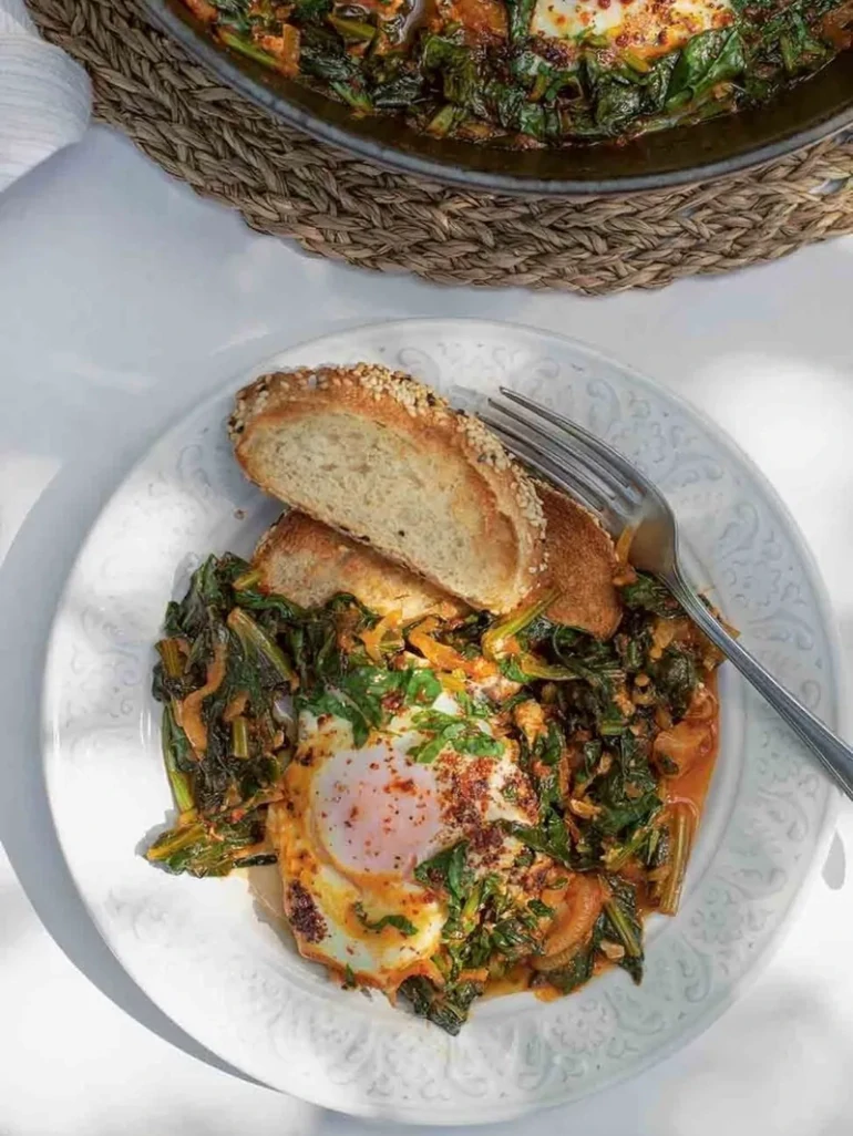 Яєчня зі&nbsp;шпинатом від Джеймі Олівера