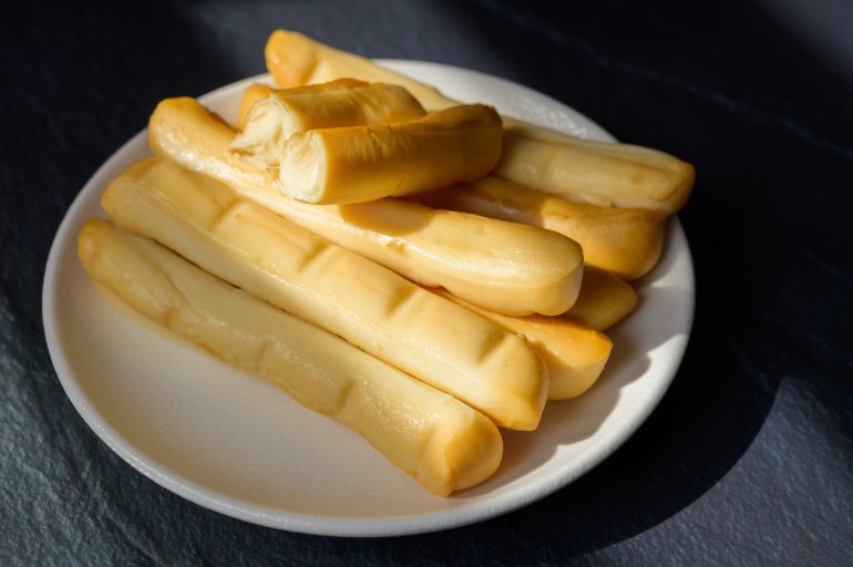 Копчений сулугуні