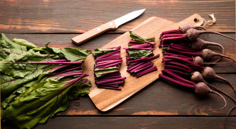 Молодий буряк&nbsp;— основа українського холодного борщу