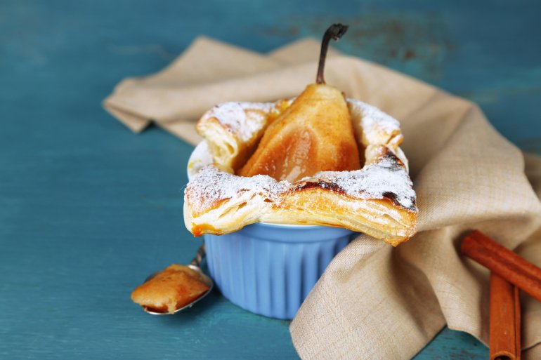 Груша у&nbsp;листковому тісті